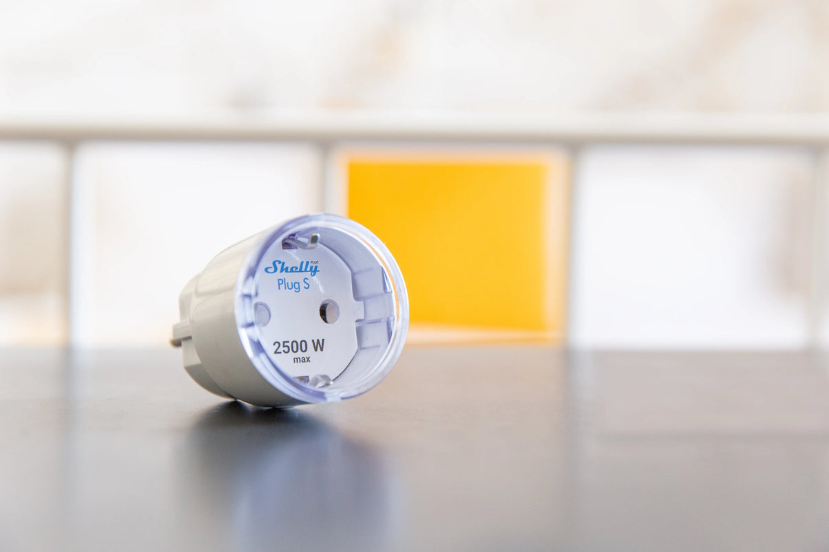 Shelly Plus Plug S - Smart WiFi Steckdose Zwischenstecker mit Leistungsmessung bis 2500 W - Gartenkraftwerke
